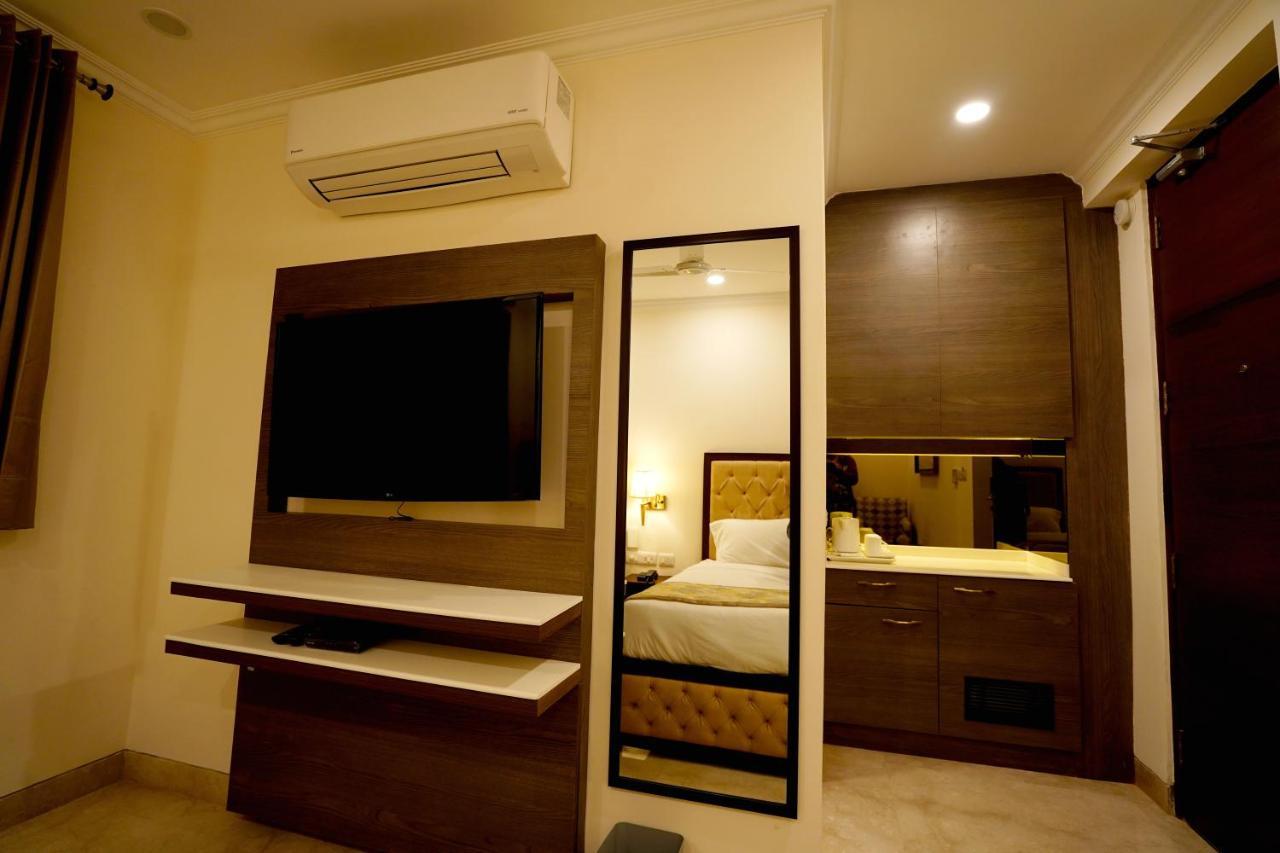 Wongdhen House Hotel นิวเดลี ภายนอก รูปภาพ
